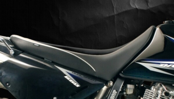 SUZUKI - DR 650 - World Sport Performance Seat Height Comparison